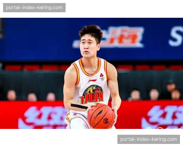 姜伟泽26分10助攻两双表现 吉林后卫组织进攻一手抓 姜伟泽26分10助攻两双表现 吉林后卫组织进攻一手抓